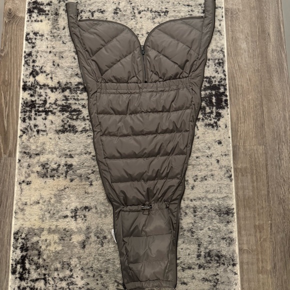 Seraphine Gray Puffer Coat with Faux Fur Hood - Picture 3 of 6